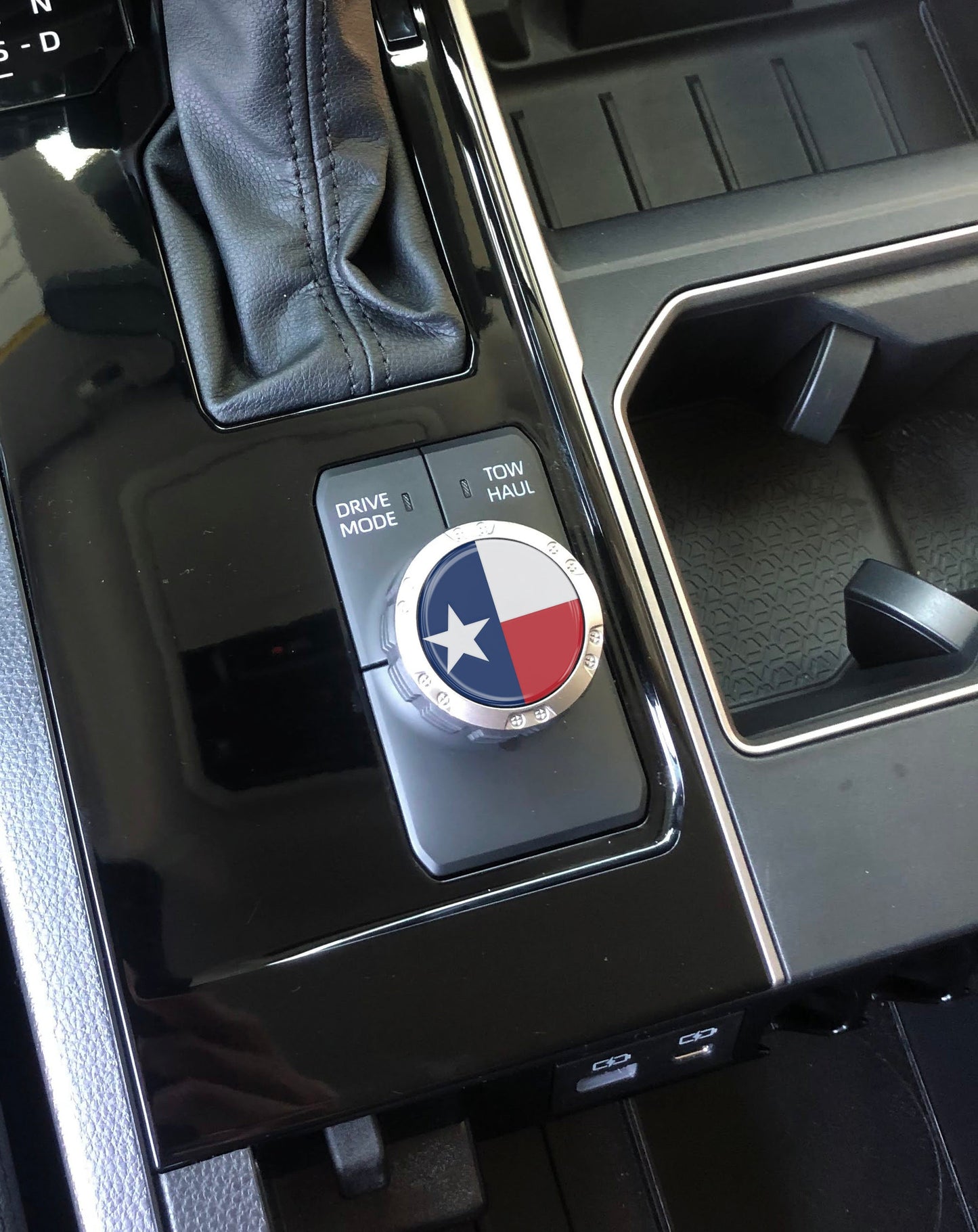 Badge for Drive Mode Selector Dial – Fits 2022–2025 Toyota Tundra & 2023–2025 Toyota Sequoia