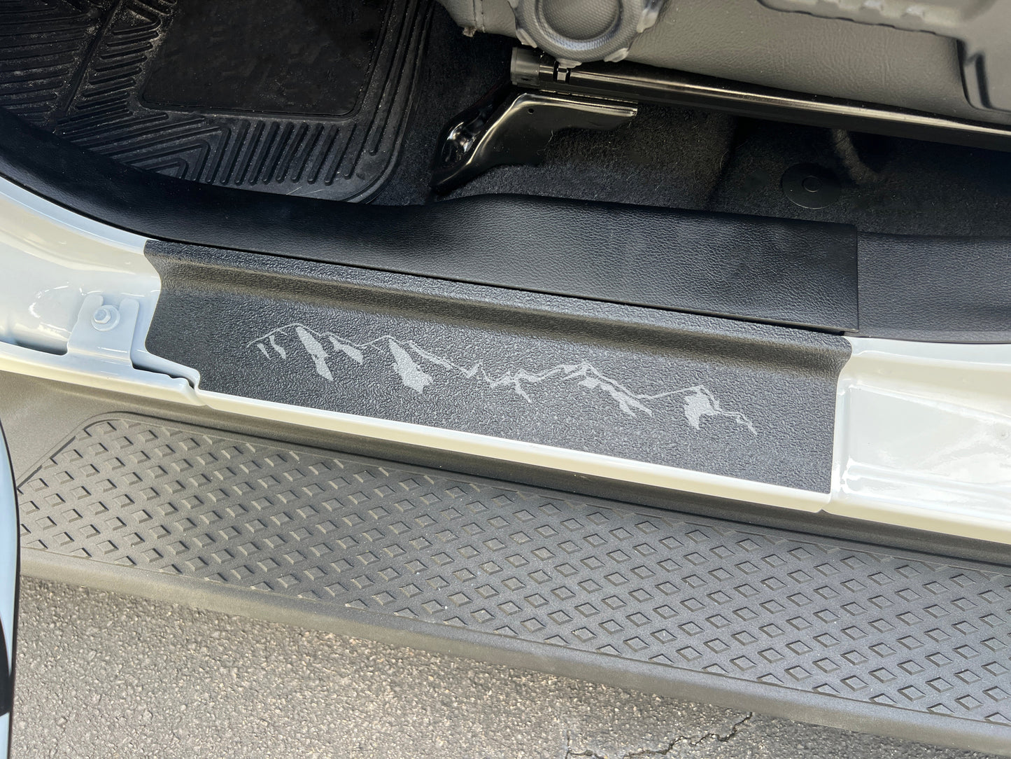 Textured Door Sill Overlays – Fits 2019–2025 Jeep Wrangler