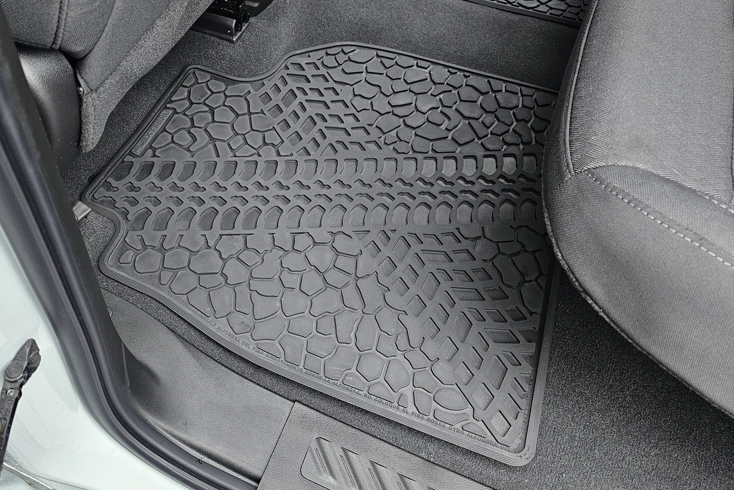 19-25 Chevrolet Silverado/GMC Sierra 1500/2500/3500 Crew Cab Floor Mats (4pc)